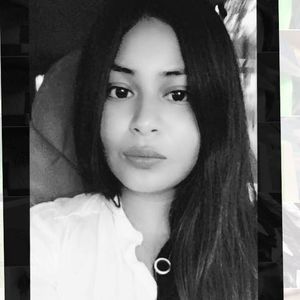 Meet your Posher, Leslie